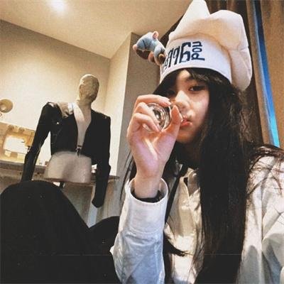 蜜桃女孩 在线观看